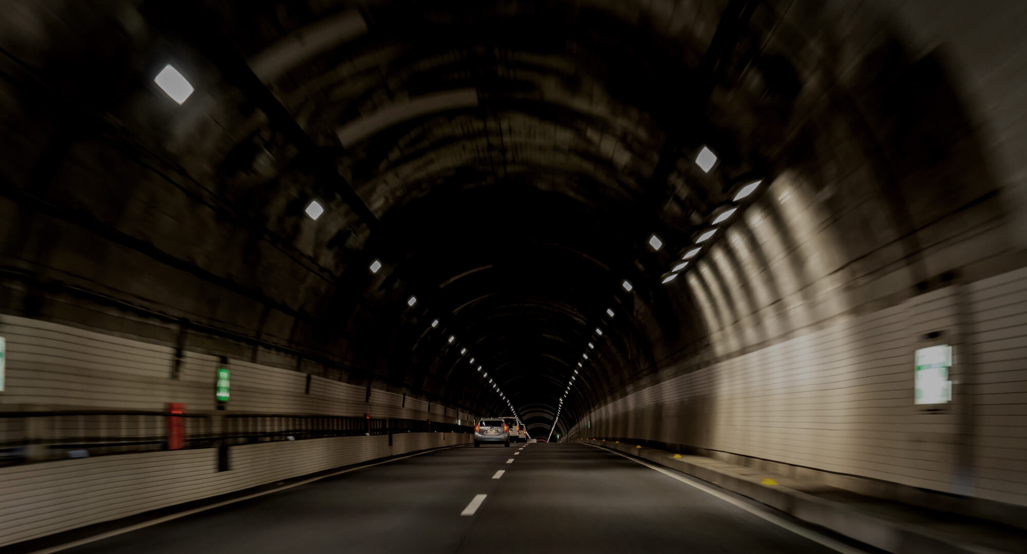 未来を灯す、確かな電気工事。 皆様の暮らしとビジネスを支える技術力。